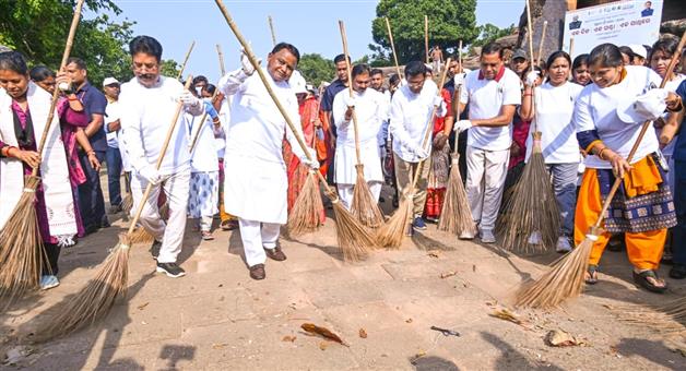 Khabar Odisha:cm-majhi-appeals-to-make-bhubaneswar-the-number-one-clean-city