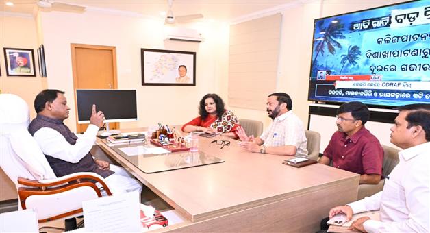 Khabar Odisha:cm-majhi-reviews-preparations-to-face-deep-depression
