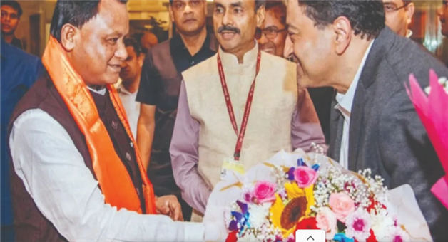 Khabar Odisha:cm-mohan-charan-majhi-mumbai-visit-petrochemical-investment