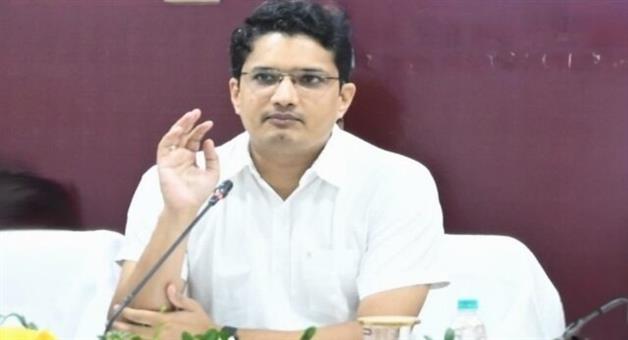 Khabar Odisha:cuttack-collector-warns-do-not-make-videos-on-river-barrage