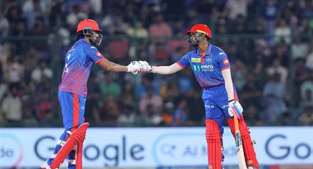 Khabar Odisha:dc-vs-rr-starc-and-rahul-guide-delhi-to-victory-boosting-playoff-hopes