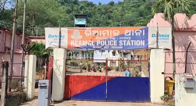 Khabar Odisha:deogarh-jatra-artist-litu-naik-drowns-to-death-in-pond-reamal