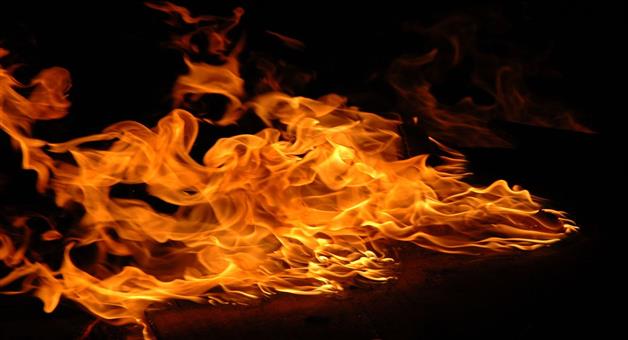 Khabar Odisha:fire-breakes-out-in-a-garments-shop