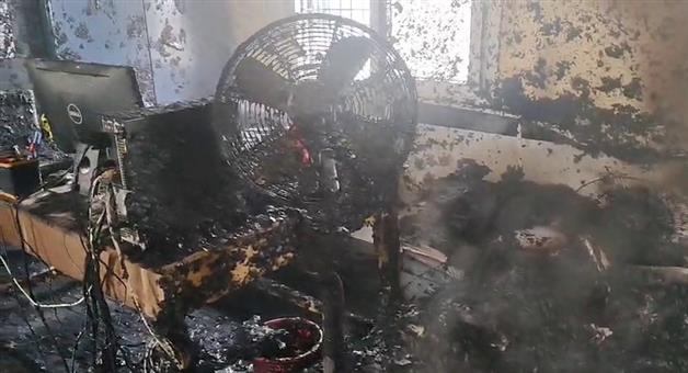 Khabar Odisha:fire-breaks-out-in-district-social-welfare-officers