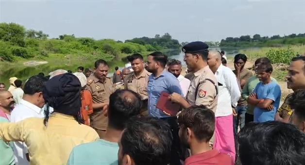 Khabar Odisha:five-members-of-family-drown-in-river-during-shradh
