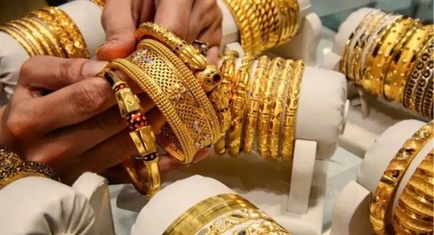 Khabar Odisha:gold-price-crosses-1-lakh-38-thousand