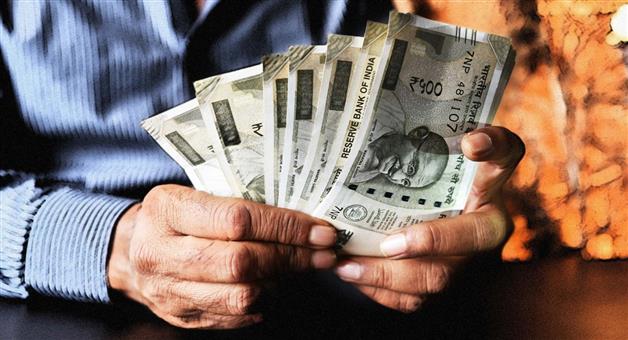 Khabar Odisha:government-hikes-5-of-daily-allounces