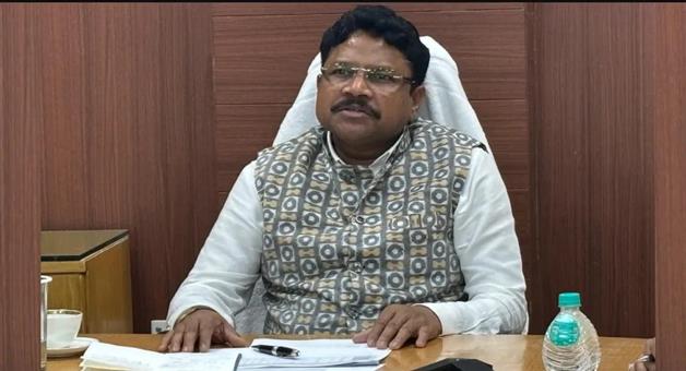 Khabar Odisha:health-minister-reacts-over-health-insurance-issues-of-journalists