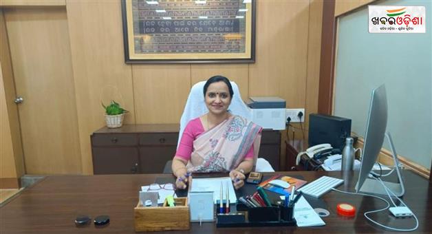 Khabar Odisha:ias-sujata-sujata-karthikeyan-joins-office-after-6-months-of-leave