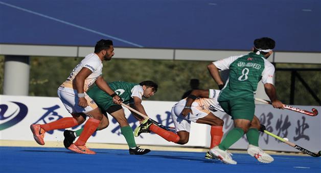 Khabar Odisha:india-hockey-team-beats-pakistan-in-2-1-goal