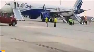 Khabar Odisha:indigo-flight-smoke-emergency-landing-rajkot