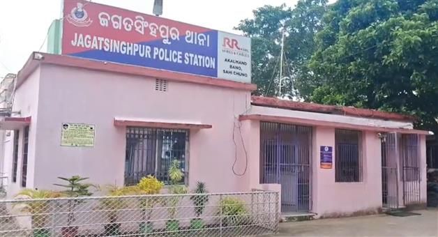 Khabar Odisha:jagatsinghpur-woman-dies-en-route-to-hospital-due-to-lack-of-oxygen-in-ambulance