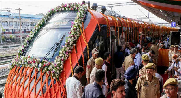 Khabar Odisha:jammu-srinagar-vande-bharat-express-launch-ashwini-vaishnaw-travel-time