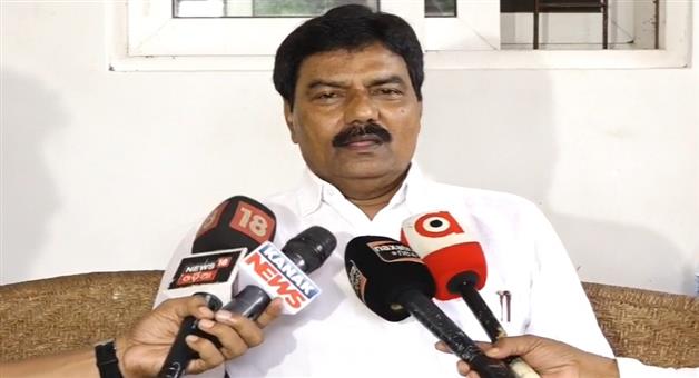 Khabar Odisha:kendrapada-farmer-did-not-die-waiting-at-the-mandi-says-cooperation-minister