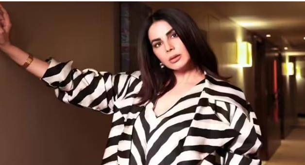 Khabar Odisha:kirti-kulhari-trolled-maid-salary-mumbai-mini-mathur-reaction