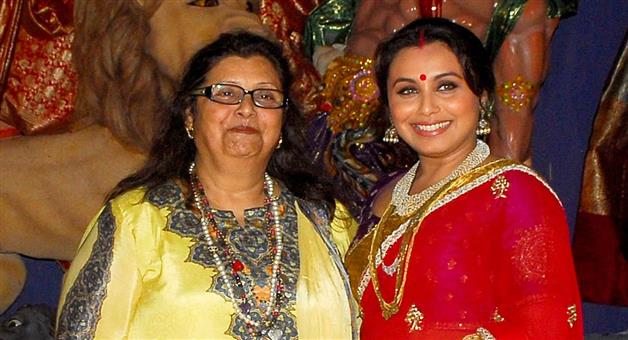 Khabar Odisha:krishna-mukherjee-mother-of-rani-mukharjee-passes-away
