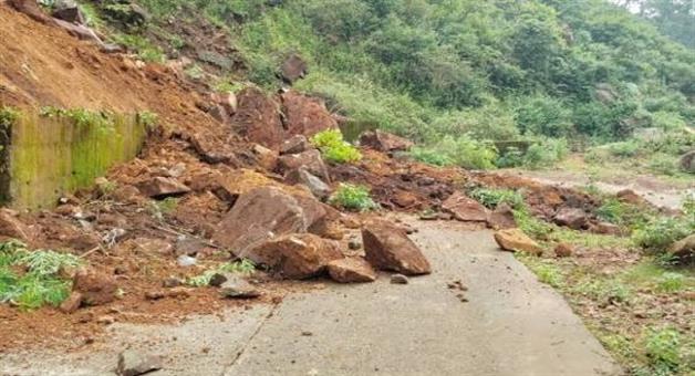 Khabar Odisha:land-slide-at-judia-ghati
