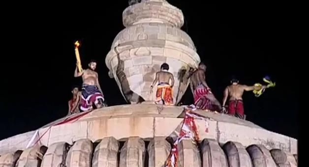 Khabar Odisha:lingarajs-mahadeep-will-rise-at-10-pm