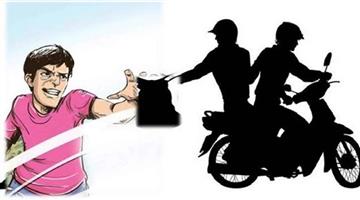Khabar Odisha:loot-at-gun-point-form-a-jwellery-shopkeeper-in-jajpur