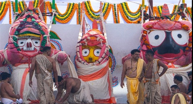 Khabar Odisha:mahaprabhu-performed-mahasnan