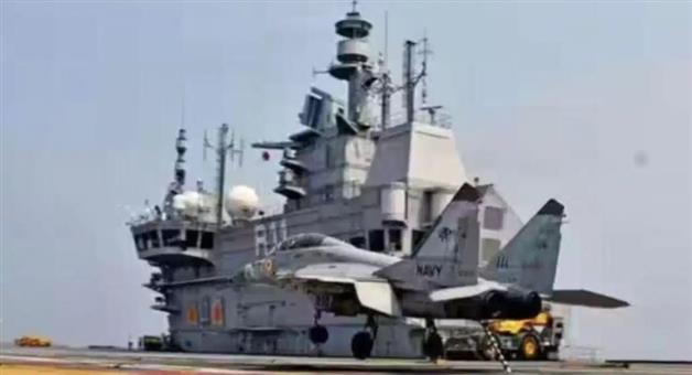 Khabar Odisha:make-in-india-80mm-indigenous-rockets-mig29k
