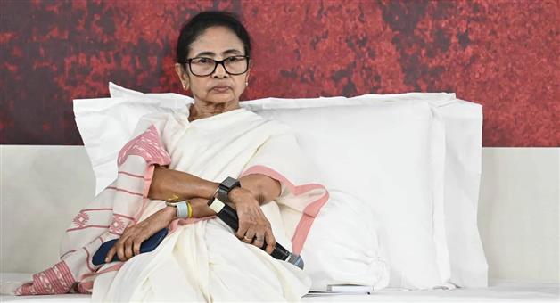 Khabar Odisha:mamata-banerjee-dismissed-8-leaders-from-tmc-party