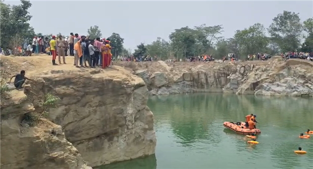 Khabar Odisha:man-dies-while-making-video-for-reels