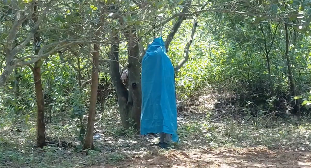 Khabar Odisha:married-man-and-minor-girl-found-in-hanging-situation-in-padapahandi