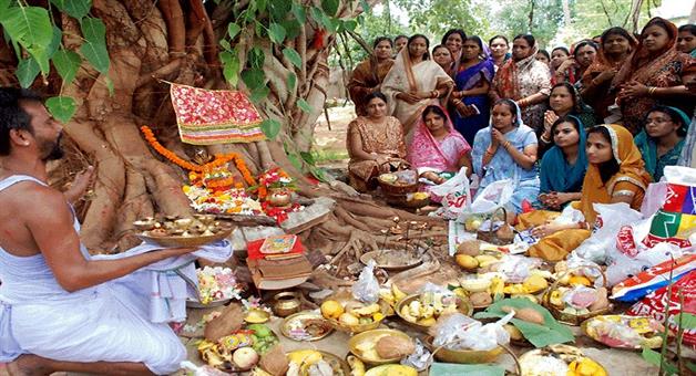 Khabar Odisha:married-women-observes-sabitri-puja
