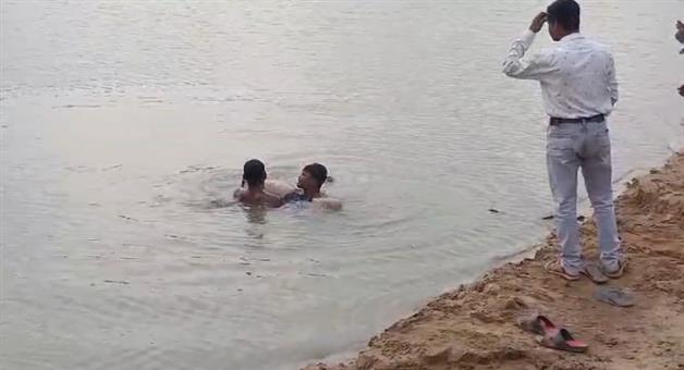Khabar Odisha:minor-drowned-in-baitarani-river-found-dead