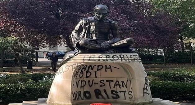 Khabar Odisha:miscreants-has-broken-the-statue-of-gandhiji-in-london