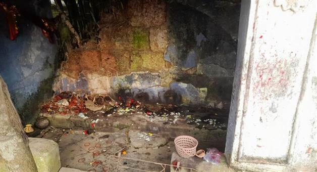 Khabar Odisha:miscreants-loots-goddess-idol-in-budhalo-village-cuttack
