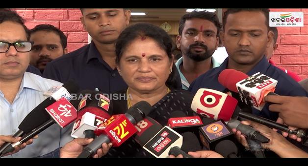 Khabar Odisha:mission-shakti-worker-to-plant-tree-in-there-locality