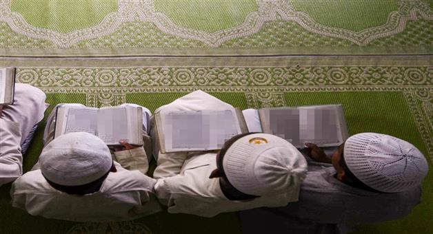 Khabar Odisha:more-than-1000-madrasa-closed-in-pok