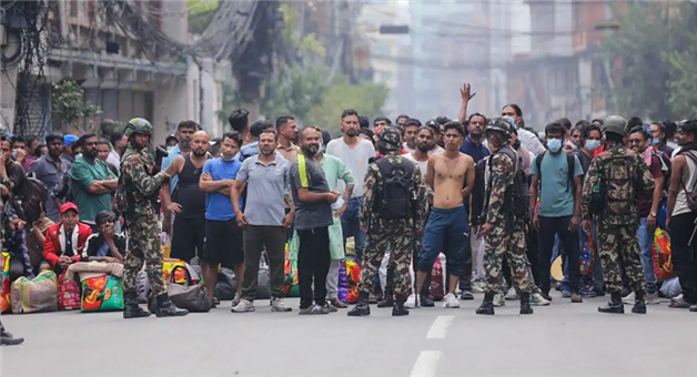 Khabar Odisha:nepal-hindu-muslim-clash-curfew-5-districts-3-dead