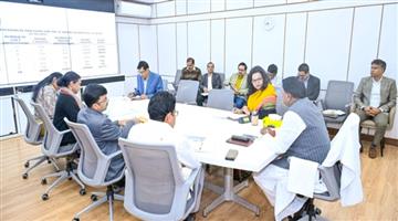 Khabar Odisha:odisha-cm-pushes-for-nursing-reforms-and-digital-health-mission-rollout