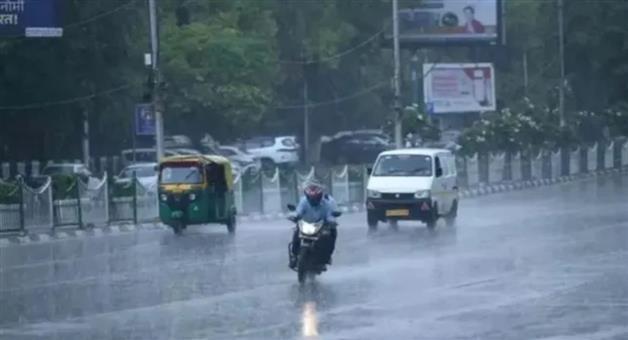 Khabar Odisha:odisha-faces-thunderstorms-lightning-and-strong-winds-yellow-and-orange-warnings-issued-for-next-5-days