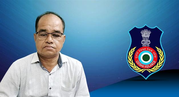 Khabar Odisha:odisha-vigilance-arrests-olic-junior-engineer-in-da-case