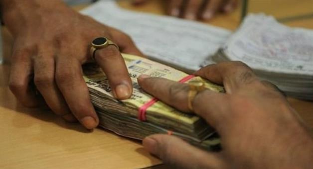 Khabar Odisha:odisha-vigilance-arrests-soro-tahasildar-for-taking-rs-40k-bribe