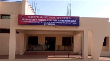 Khabar Odisha:old-man-raped-a-mba-student-in-bhubaneswar