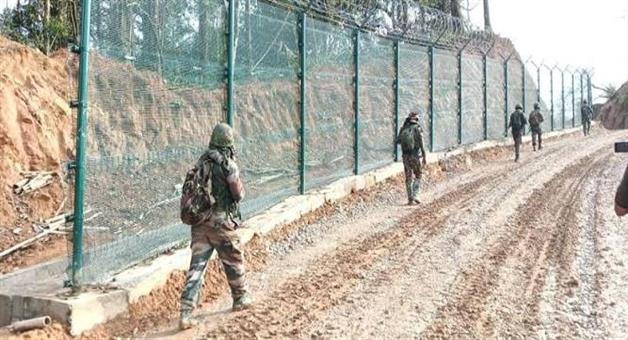 Khabar Odisha:one-assam-rifle-jawan-killed-in-militant-attack-near-india-myanamar-border