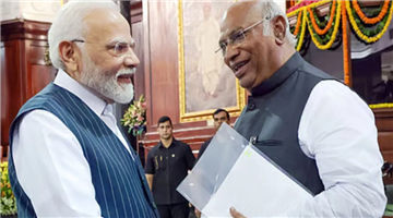 Khabar Odisha:pm-modi-meets-kharge-on-ambedkar-jayanti-women-reservation-bill-discussion