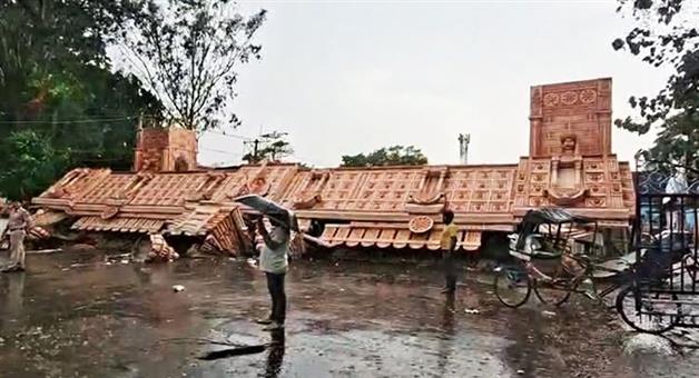 Khabar Odisha:pradeep-purohit-demands-vigilance-probe-into-dhanu-yatra-gate-collapse-case