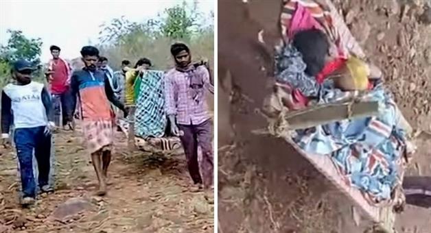 Khabar Odisha:pregnant-woman-carried-3-km-on-cot-in-nabarangpur-due-to-no-road-access