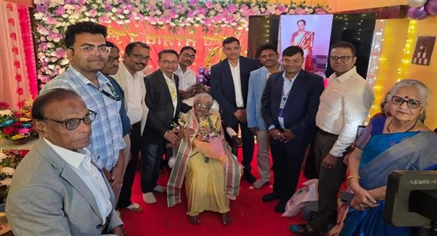 Khabar Odisha:president-murmu-appreciates-prof-laxmi-bais-rs-34-cr-donation-to-aiims-bhubaneswar