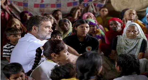 Khabar Odisha:rahul-gandhi-delhi-slum-visit-voter-list-deletion-allegation