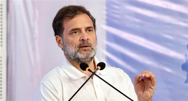 Khabar Odisha:rahul-gandhi-talks-to-father-of-soumyashree-bisi