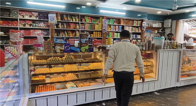 Khabar Odisha:raid-on-sweets-shop-ahead-of-rakshya-bandhan
