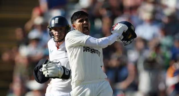 Khabar Odisha:shubman-gill-creates-history-breaks-Kohli-record