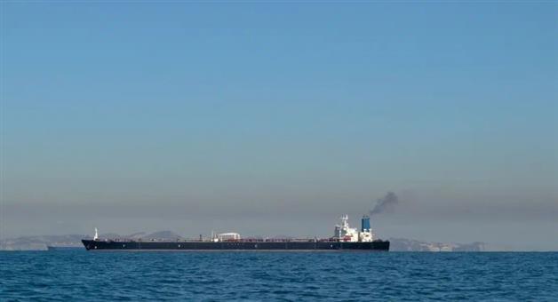 Khabar Odisha:strait-of-hormuz-oil-tanker-blast-iran-claim-middle-east-tension